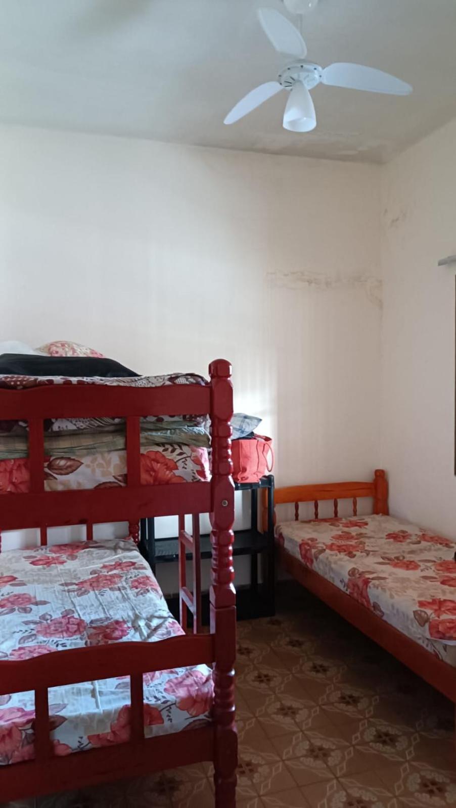 Villa Casa Para Temporada Na Praia Grande Aprox 100 Mts Da Praia Exterior foto